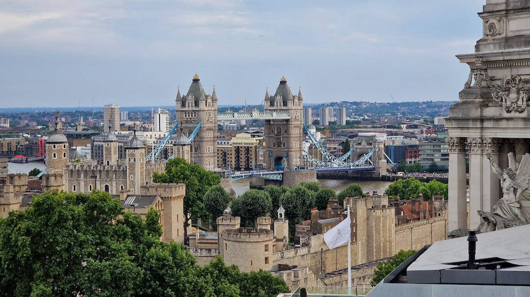 how-to-apply-for-the-uk-business-visa-from-india-article-hsbc